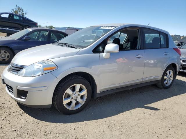  NISSAN VERSA 2012 Srebrny