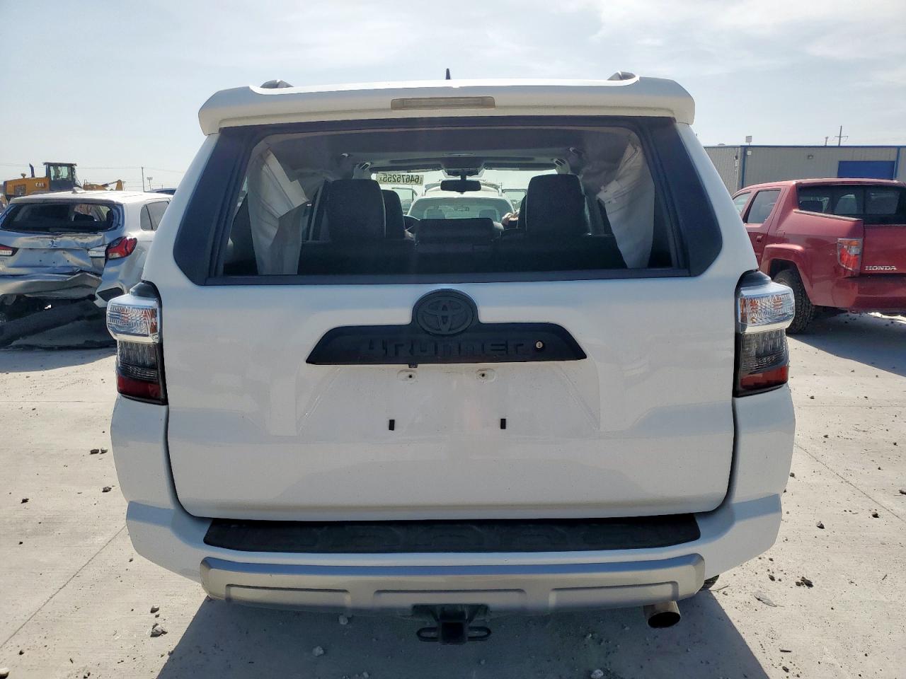 2016 Toyota 4Runner Sr5/Sr5 Premium VIN: JTEBU5JR4G5372974 Lot: 64675255