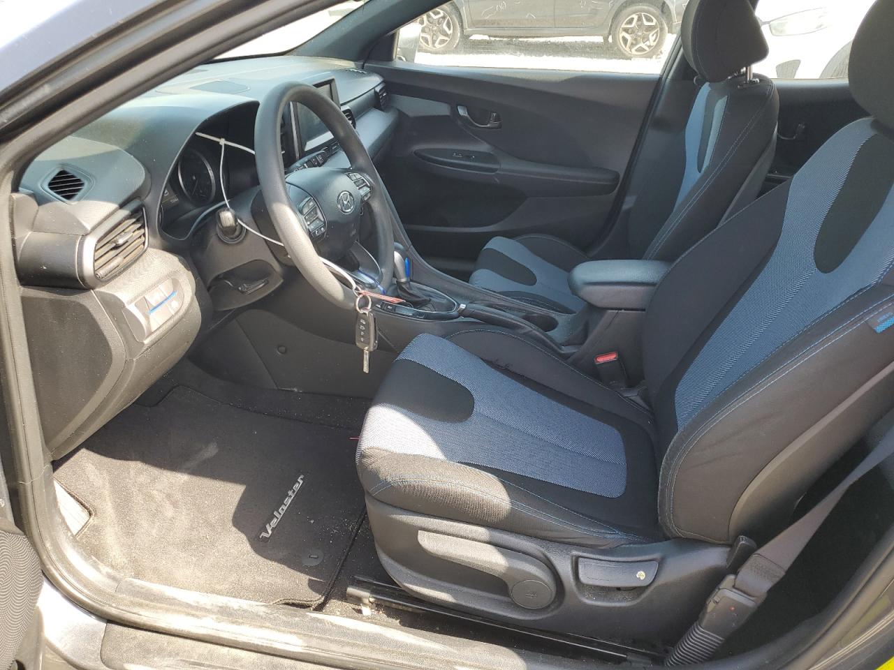 kmhtg6afxlu022918 KMHTG6AFXLU022918 2020 Hyundai Veloster Base