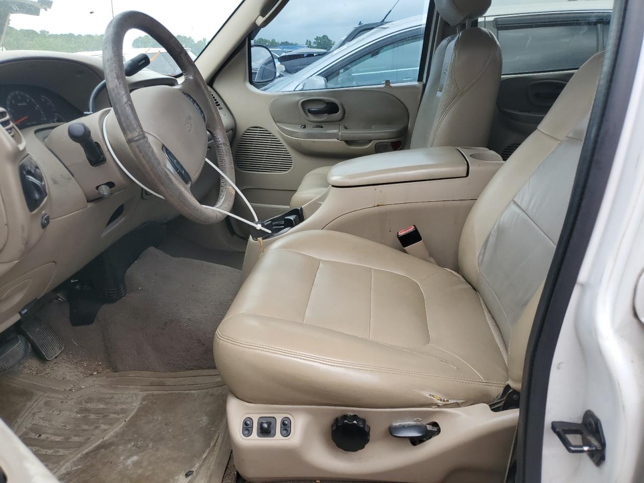 2002 Ford F150 Supercrew VIN: 1FTRW08L12KC97050 Lot: 62871955