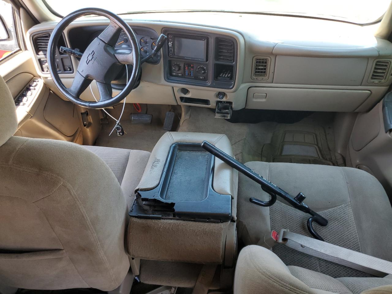 2004 Chevrolet Tahoe C1500 VIN: 1GNEC13V84R125640 Lot: 64963995