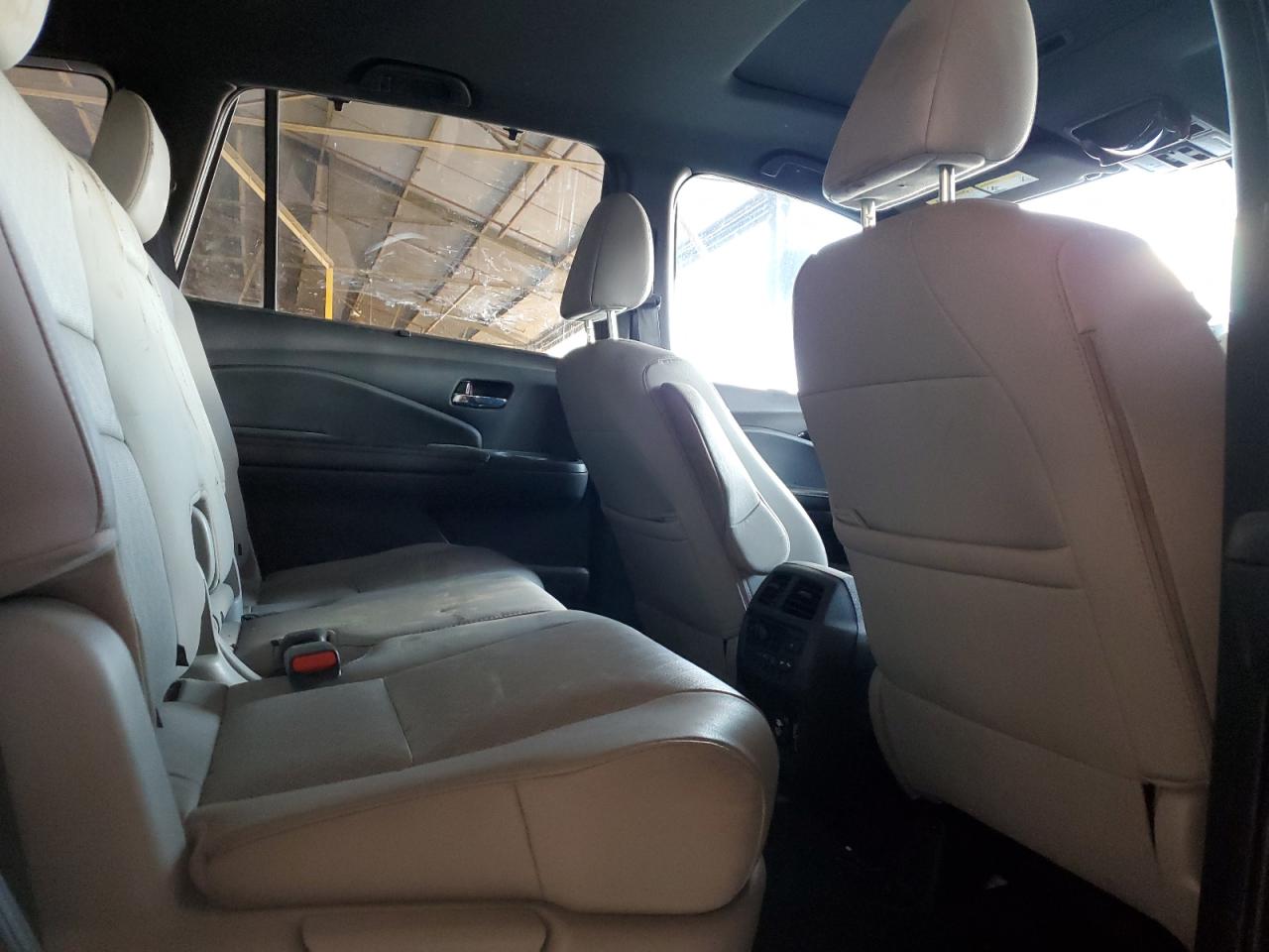 2020 Honda Passport Touring VIN: 5FNYF7H90LB003869 Lot: 63877165