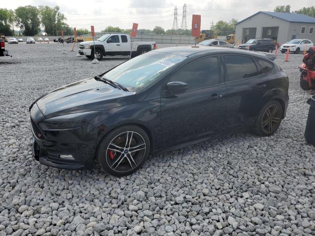 Hatchbacks FORD FOCUS 2016 Czarny