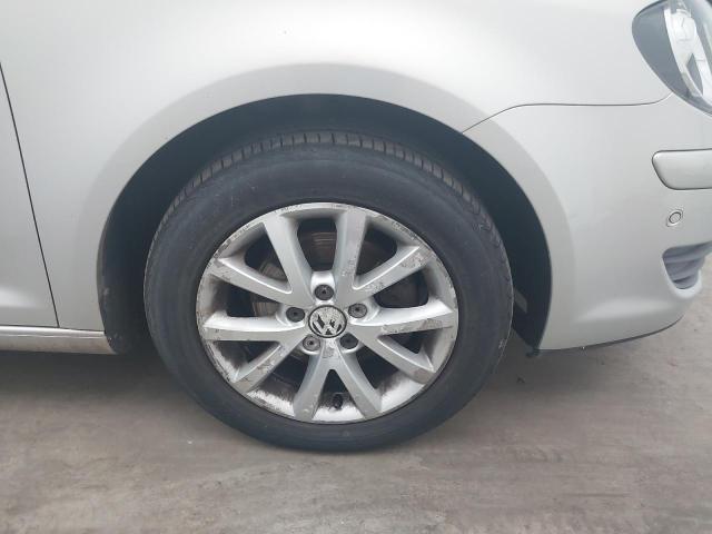 2010 VOLKSWAGEN TOURAN MAT