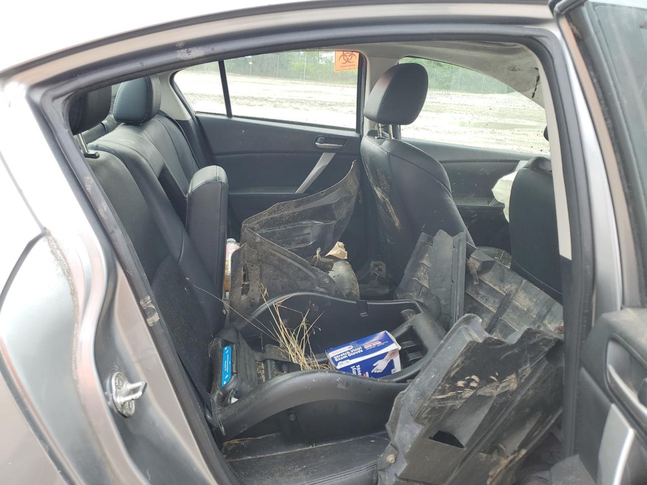 2010 Mazda 3 S VIN: JM1BL1S50A1232687 Lot: 67235125