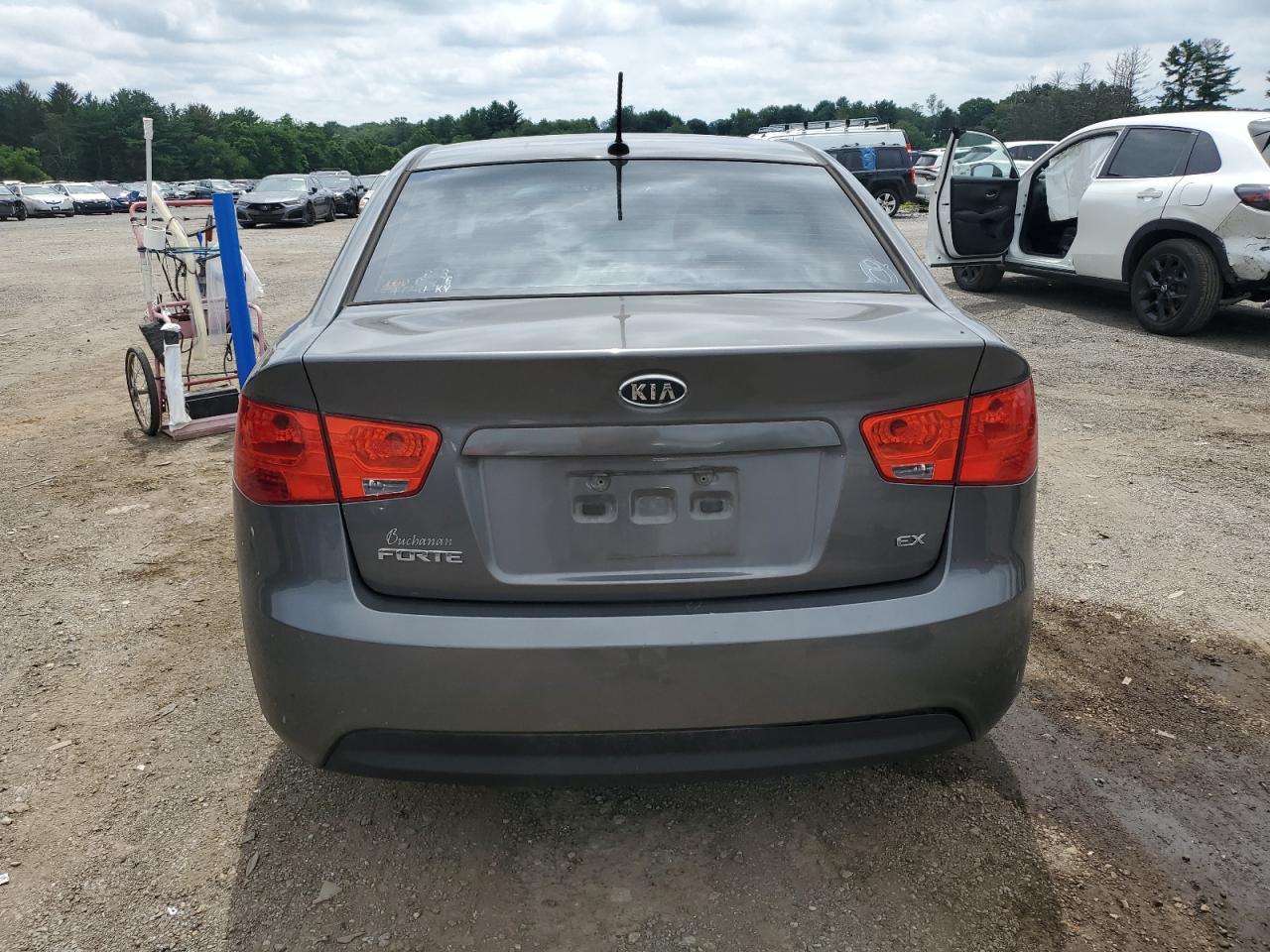 2013 Kia Forte Ex VIN: KNAFU4A24D5697040 Lot: 64882195