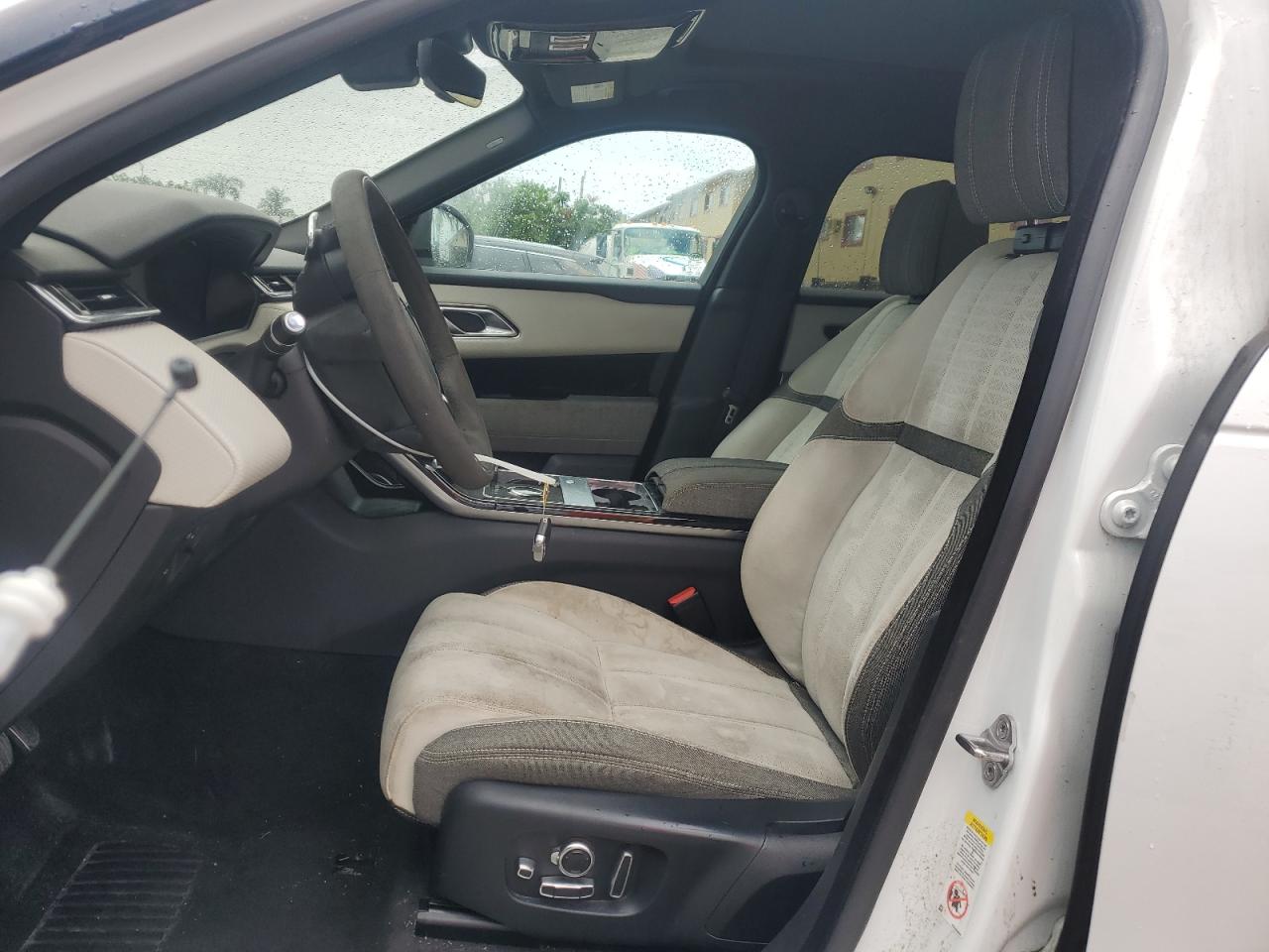 2019 Land Rover Range Rover Velar R-Dynamic Se VIN: SALYL2EX5KA206870 Lot: 63608385
