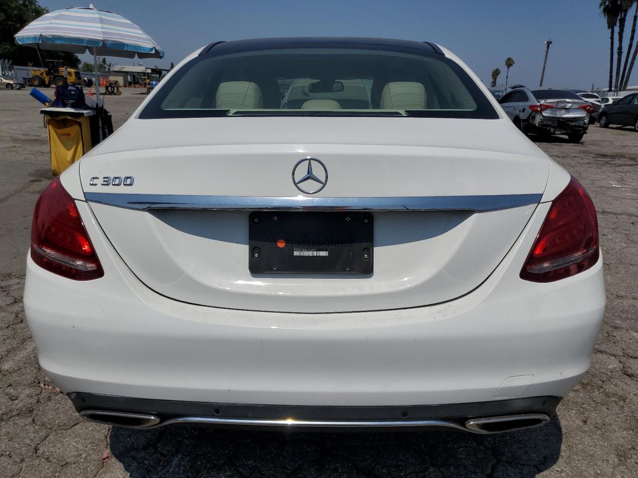2015 Mercedes-Benz C 300 VIN: 55SWF4JB7FU046577 Lot: 64330935