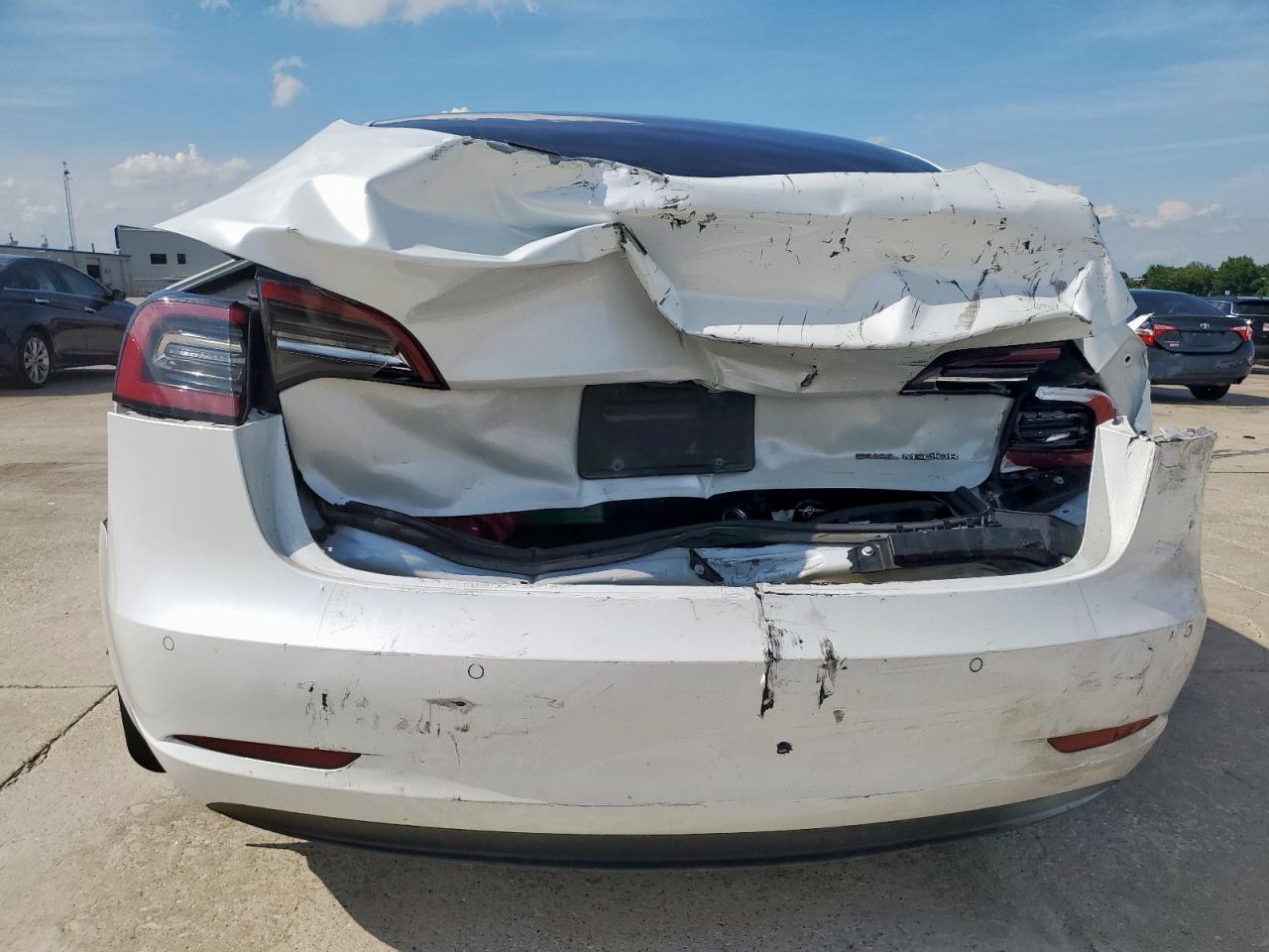 2019 Tesla Model 3 VIN: 5YJ3E1EB6KF151055 Lot: 64637755