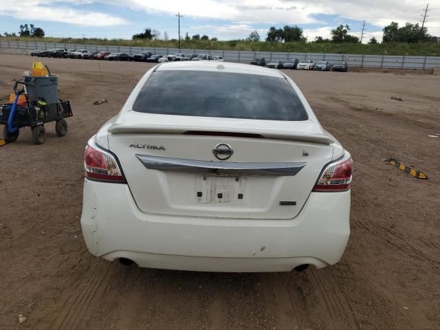  NISSAN ALTIMA 2015 Biały