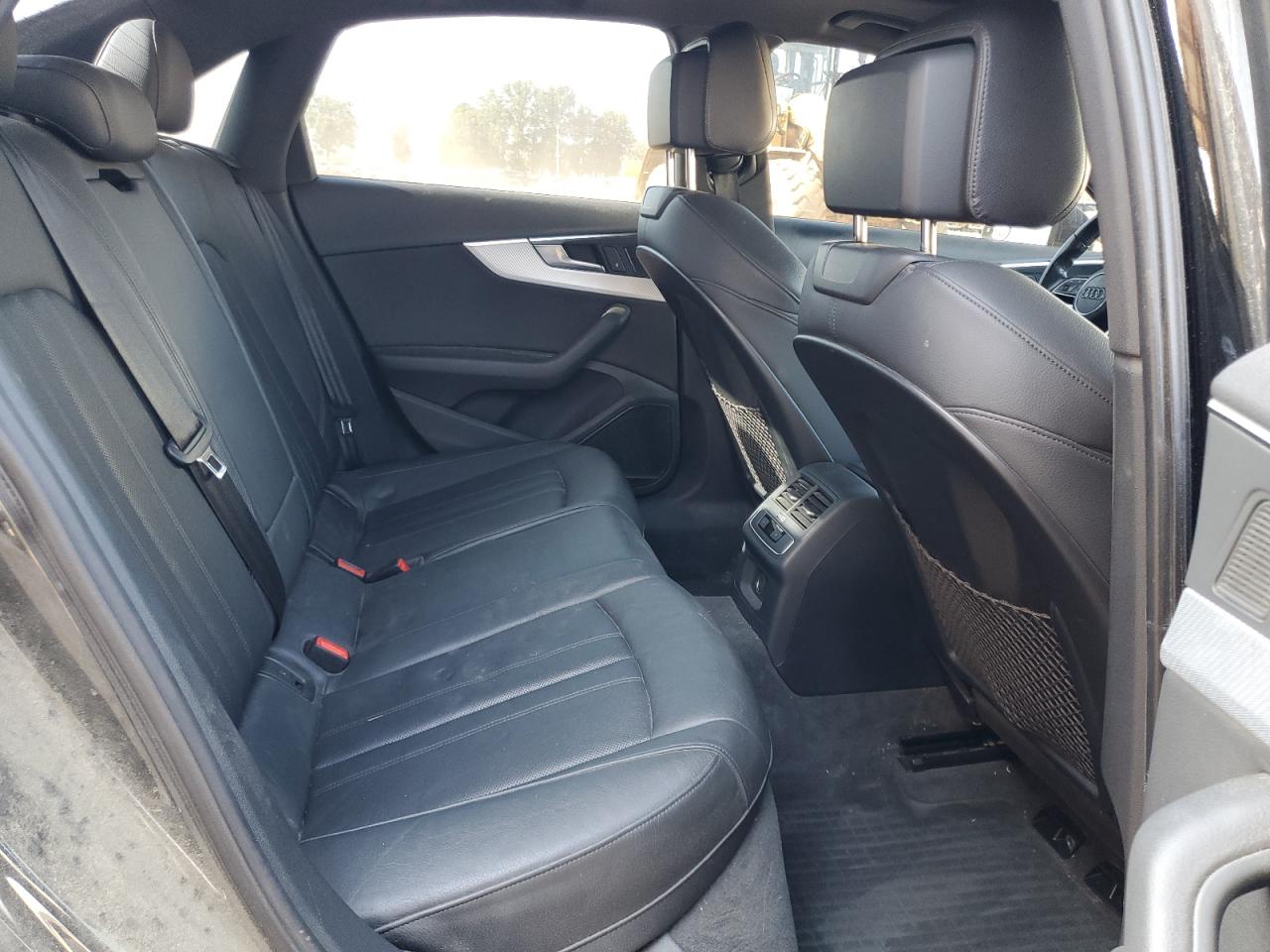 2017 Audi A4 Premium Plus VIN: WAUENAF41HN004223 Lot: 64640005