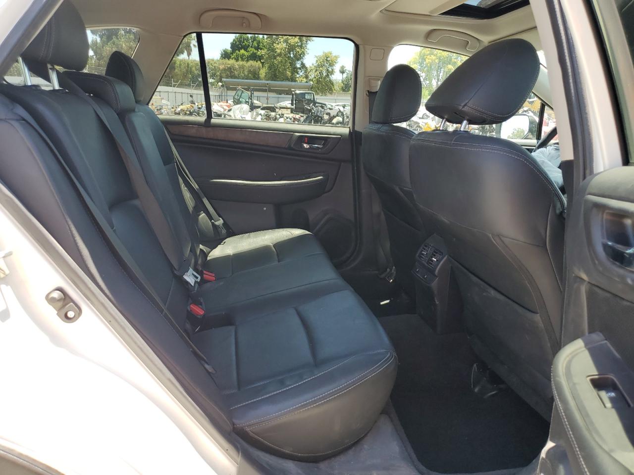 2015 Subaru Outback 2.5I Limited VIN: 4S4BSBLC8F3226486 Lot: 64075035