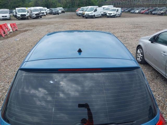 2006 VOLKSWAGEN GOLF S AUT