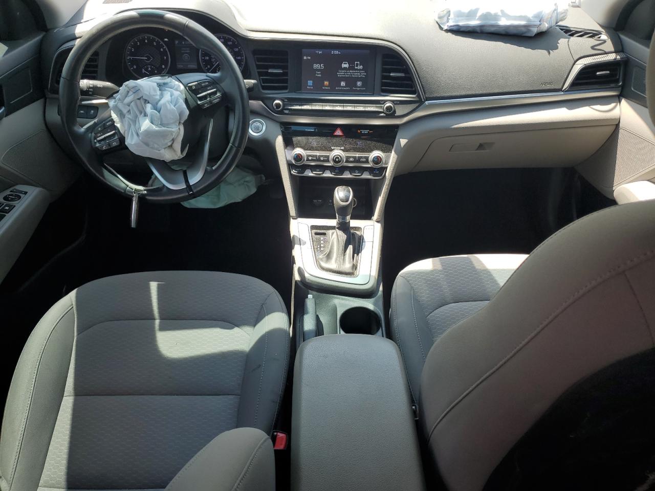 2019 Hyundai Elantra Sel VIN: KMHD84LF4KU779749 Lot: 62355425