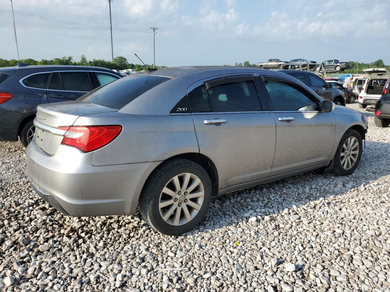 2013 Chrysler 200 Limited VIN: 1C3CCBCG0DN683890 Lot: 64745995
