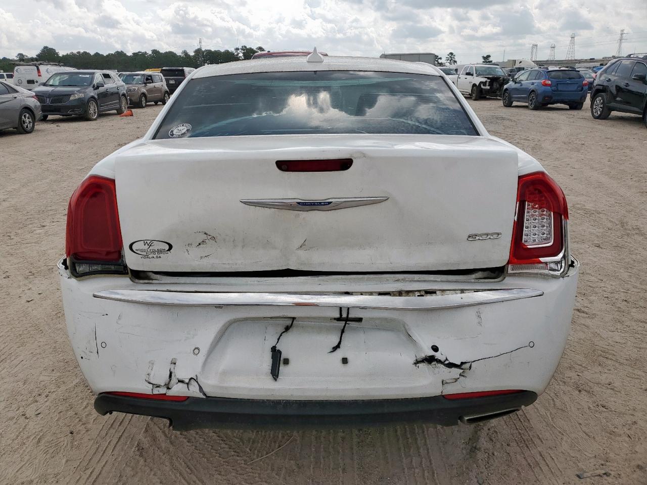 2018 Chrysler 300 Limited VIN: 2C3CCAEGXJH203916 Lot: 64445975