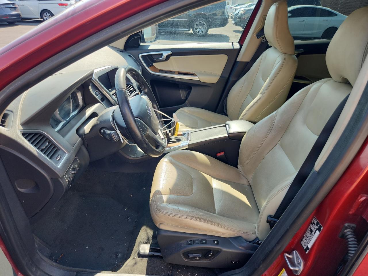 2017 Volvo Xc60 T5 Inscription VIN: YV440MDU6H2223534 Lot: 64290535