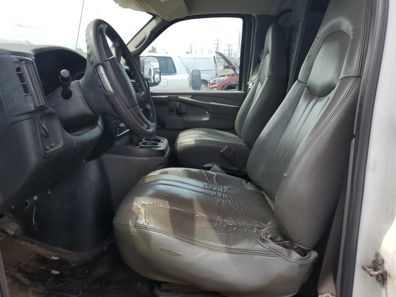2005 GMC Savana G2500 VIN: 1GTGG25V051129285 Lot: 63560575