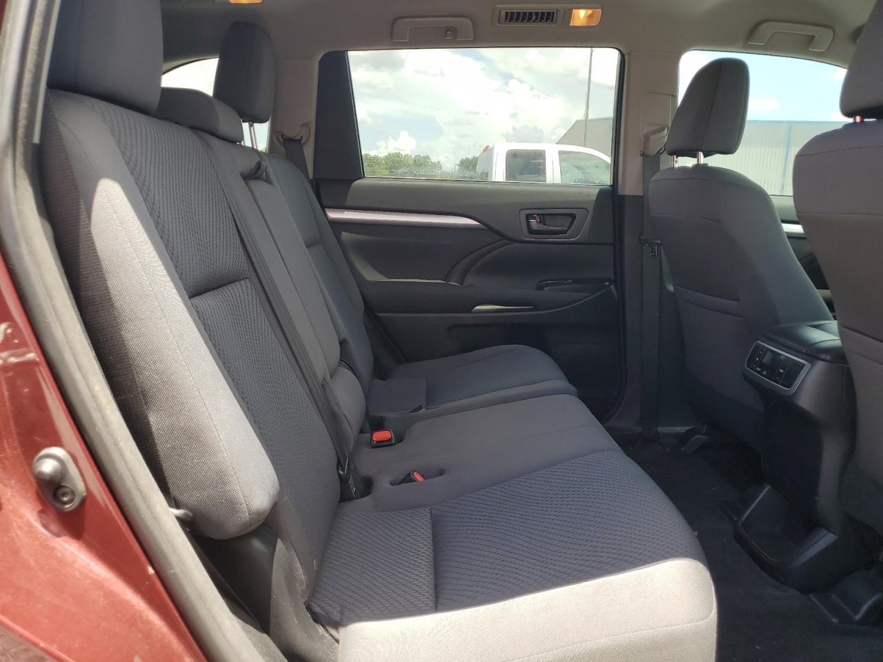 2015 Toyota Highlander Le VIN: 5TDZARFHXFS009378 Lot: 64628705