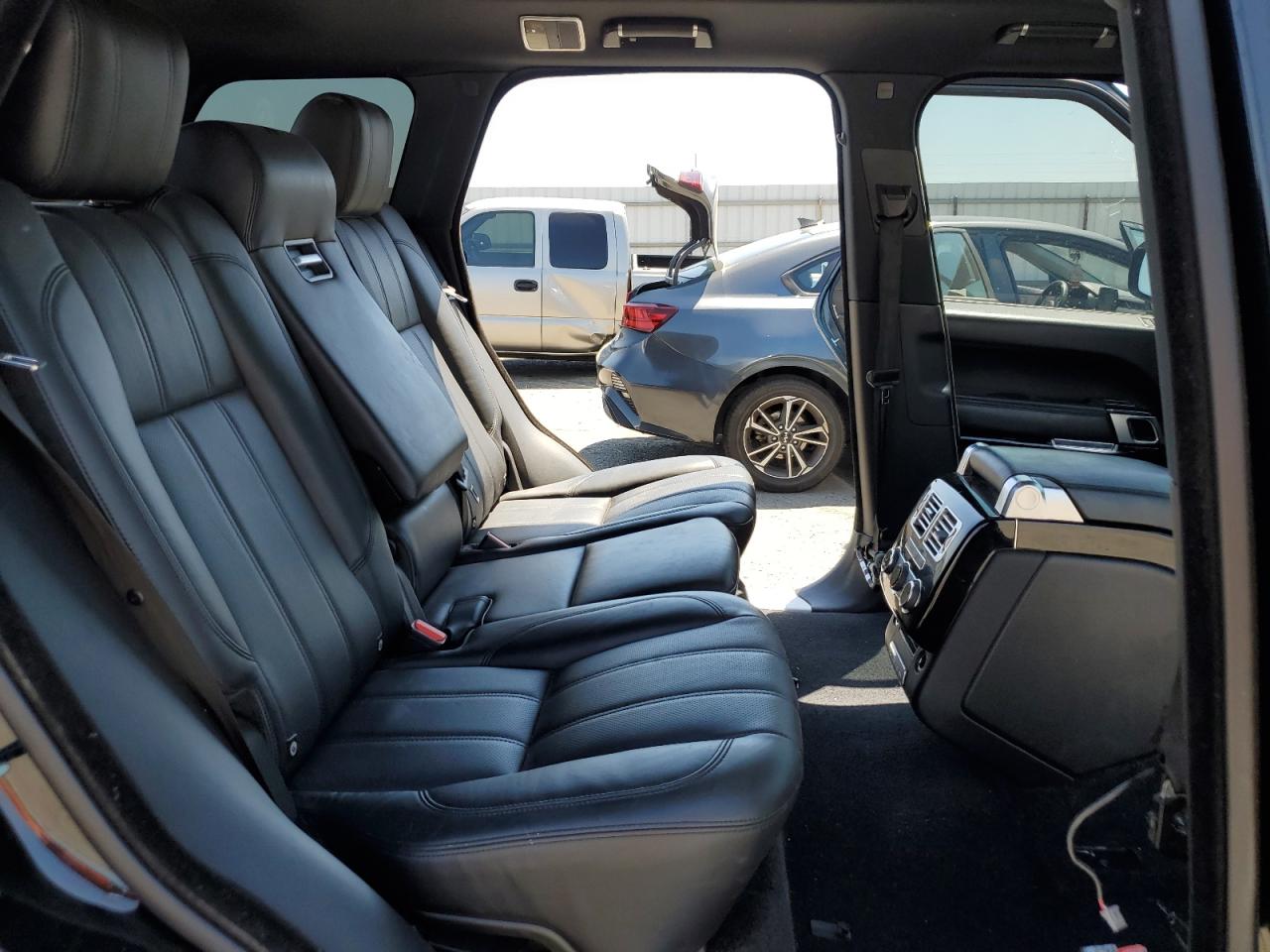 2015 Land Rover Range Rover Supercharged VIN: SALGS2TF0FA240553 Lot: 65241655