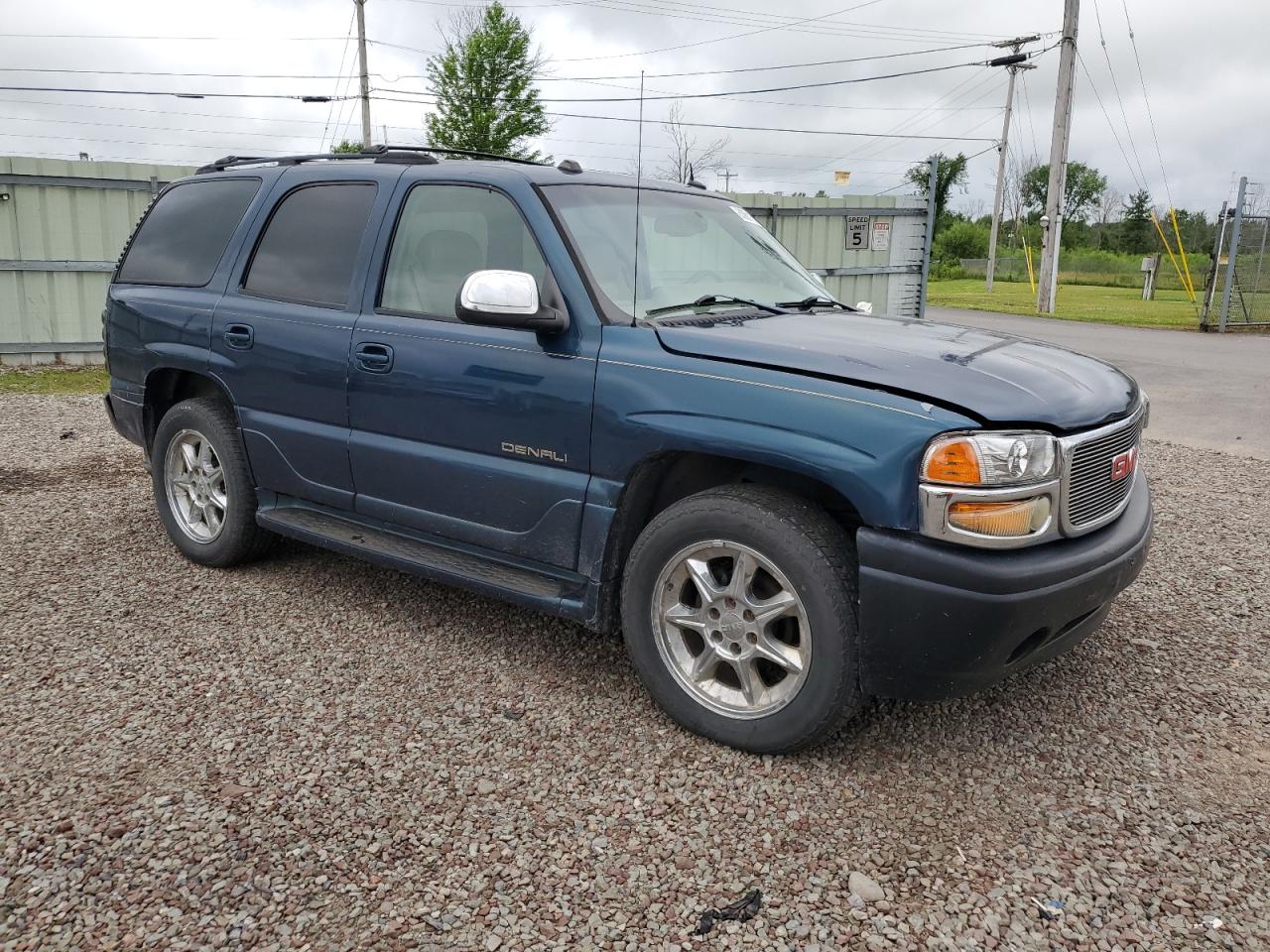 2005 GMC Yukon Denali VIN: 1GKEK63U15J175560 Lot: 63861675