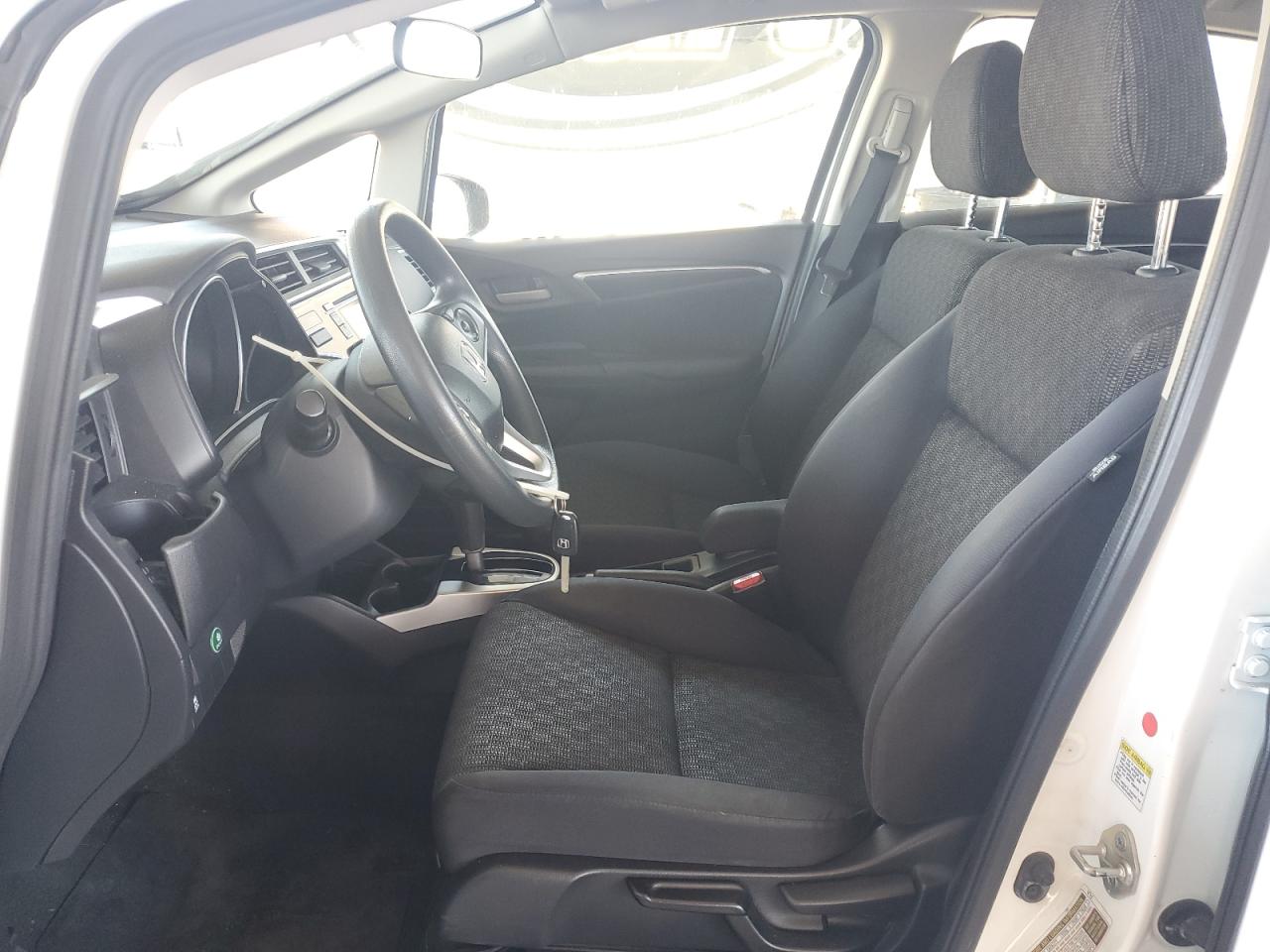 2016 Honda Fit Lx VIN: JHMGK5H58GX031938 Lot: 63101705
