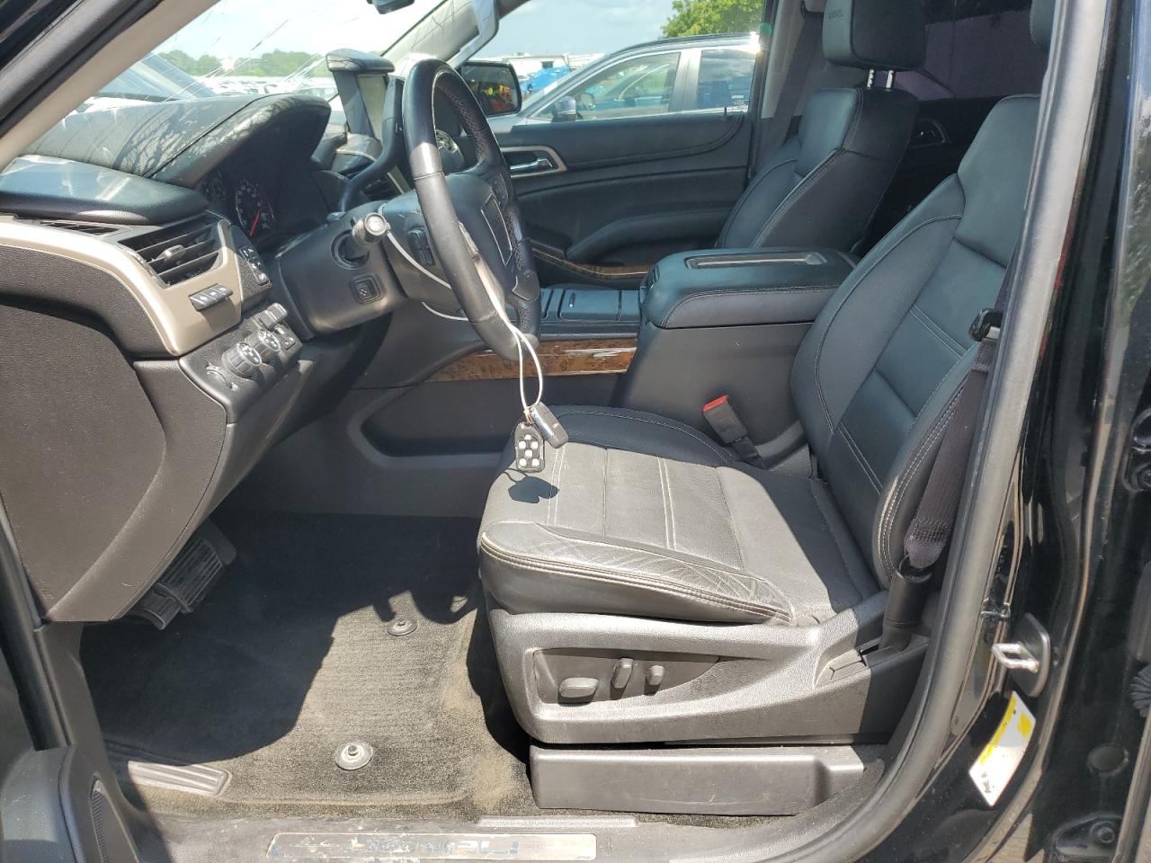 2016 GMC Yukon Xl Denali VIN: 1GKS2HKJ7GR270831 Lot: 64490645