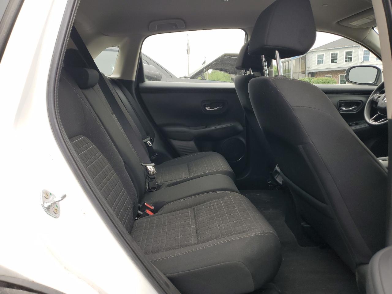 2023 Honda Hr-V Lx VIN: 3CZRZ2H32PM745616 Lot: 64038295
