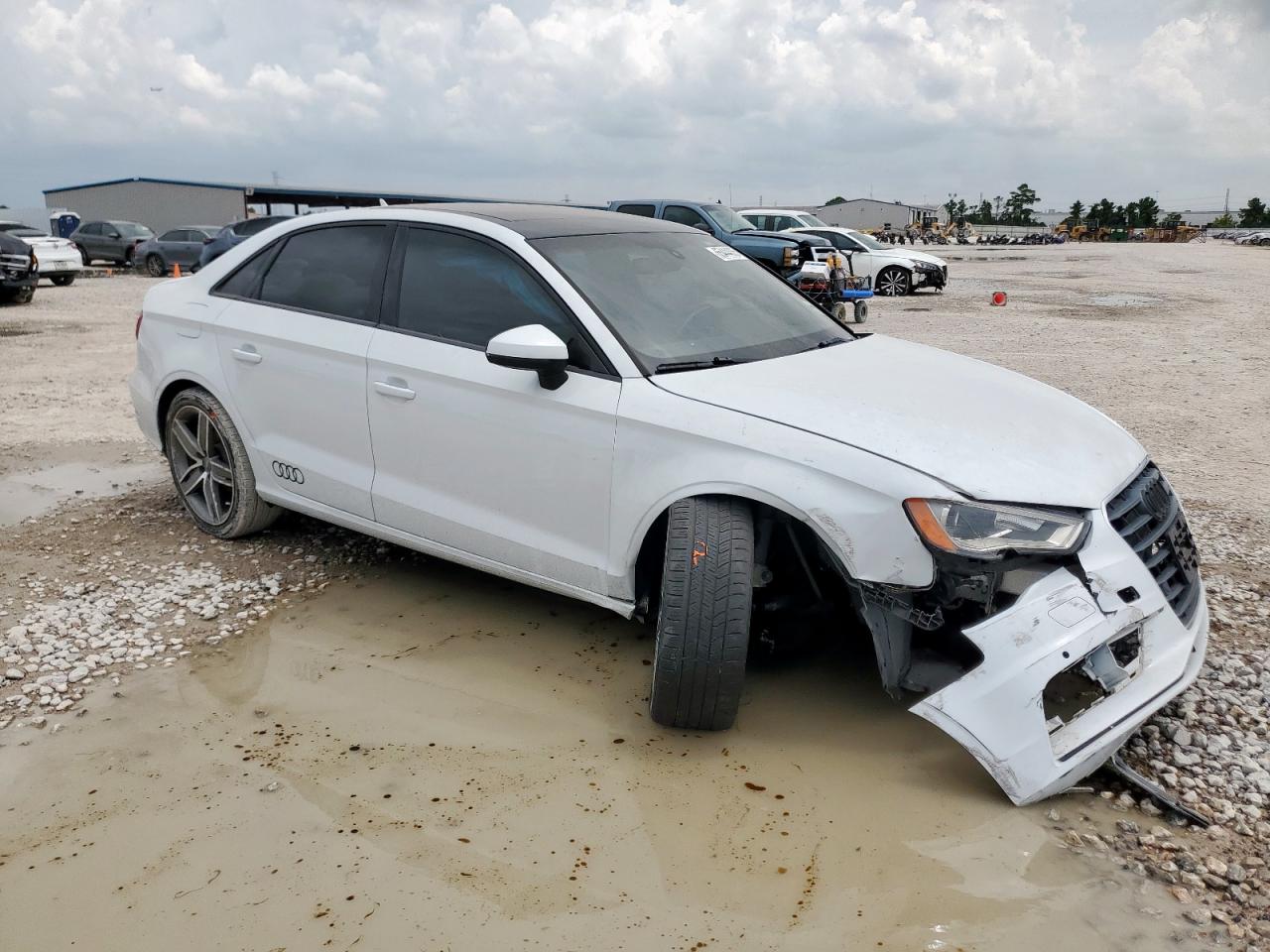 2016 Audi A3 Premium VIN: WAUA7GFF8G1118285 Lot: 65444805