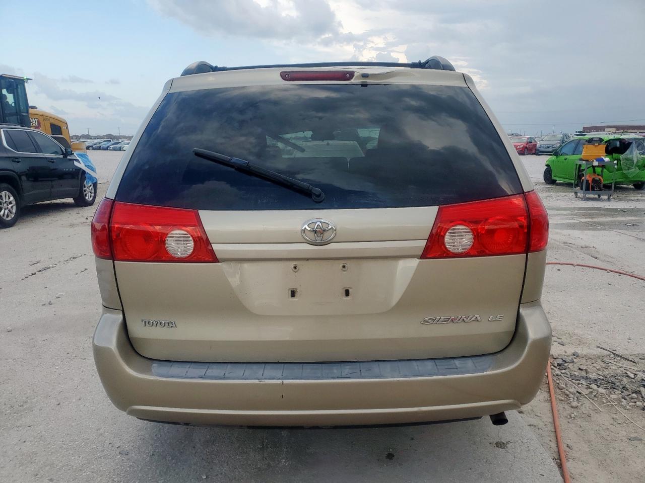 2007 Toyota Sienna Ce VIN: 5TDZK23CX7S049846 Lot: 64607425