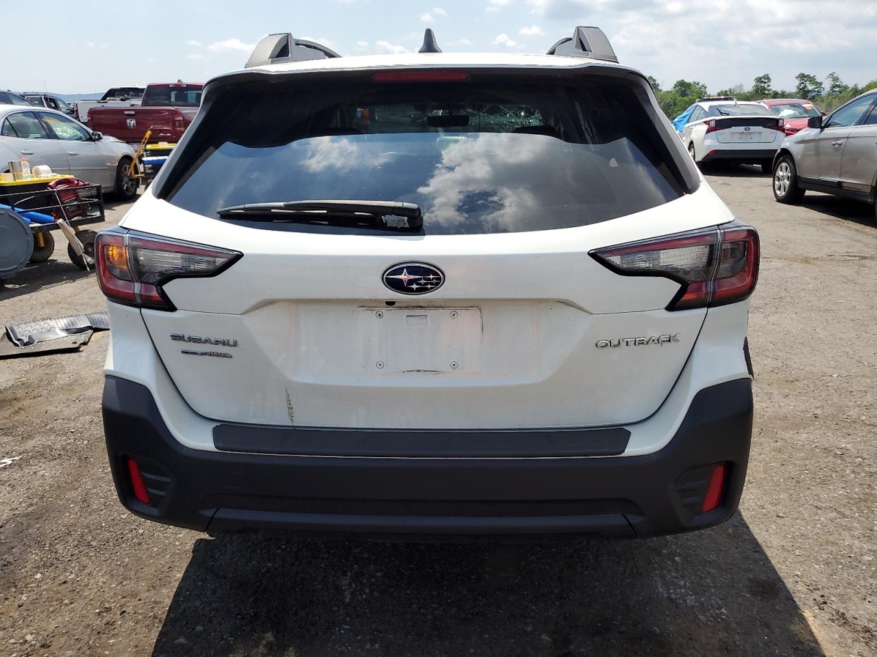 2022 Subaru Outback Premium VIN: 4S4BTAFC2N3199674 Lot: 64435105