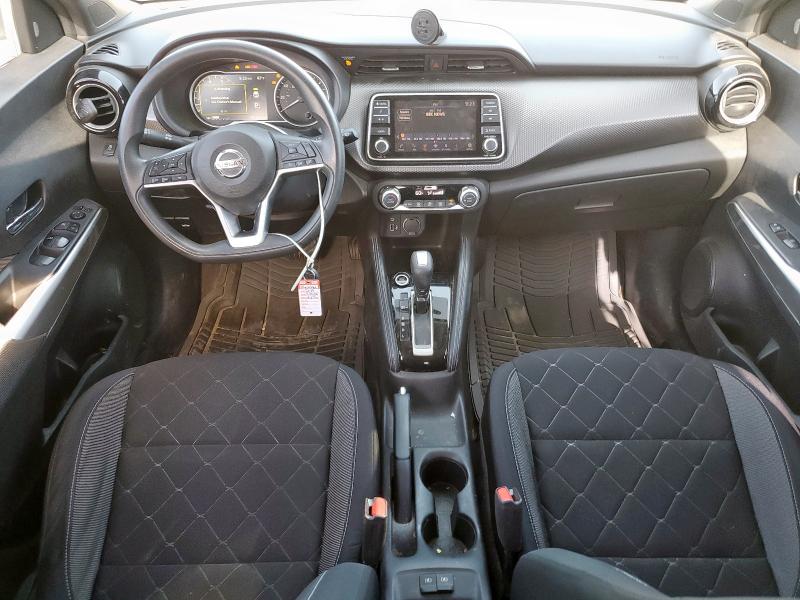  NISSAN KICKS 2018 Gray