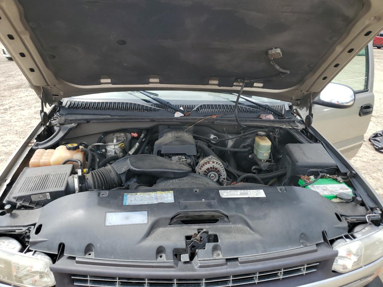 2000 Chevrolet Silverado C1500 VIN: 2GCEC19T1Y1228279 Lot: 63316005