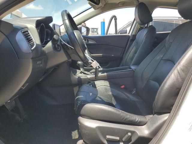  MAZDA 3 2017 Белы