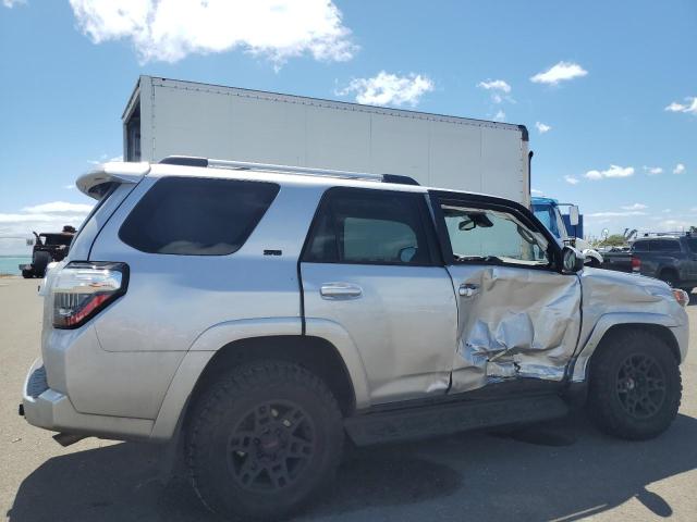  TOYOTA 4RUNNER 2024 Серебристый