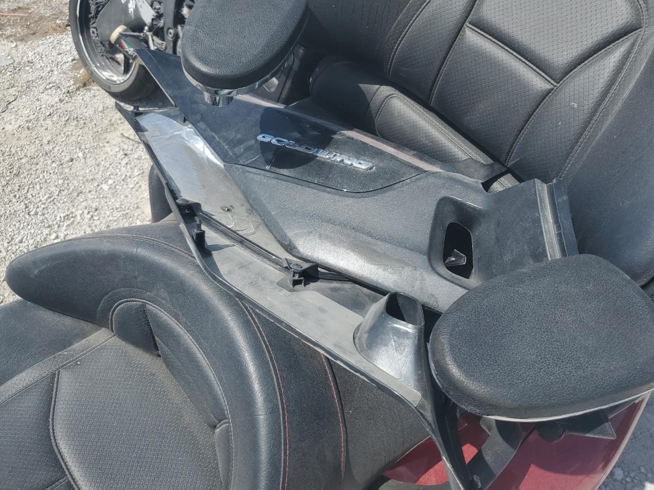 2015 Honda Gl1800 VIN: JH2SC68V0FK100011 Lot: 67038555