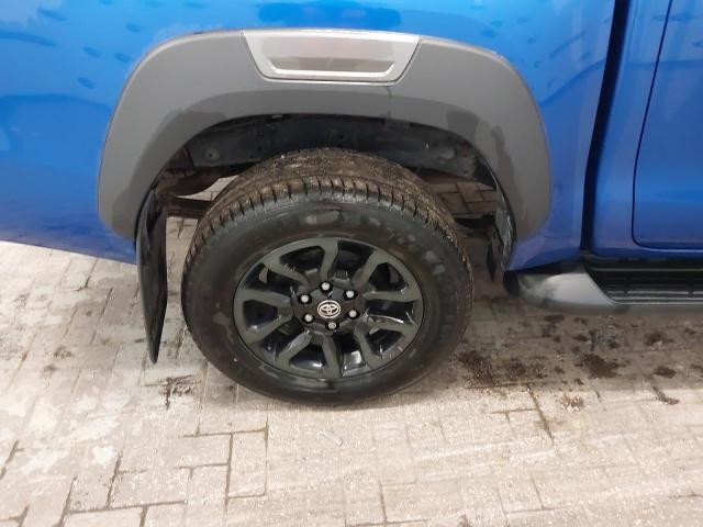 2021 TOYOTA HILUX INVI