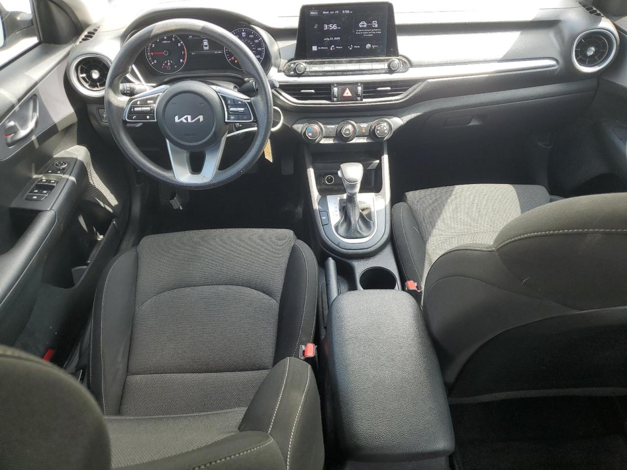 3KPF24ADXNE467275 2022 Kia Forte Fe