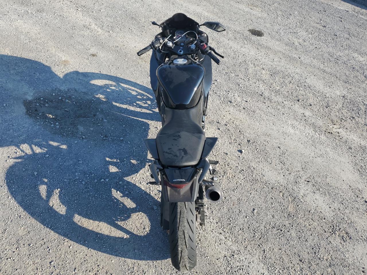 2016 Honda Cbr300 R VIN: MLHNC5109G5200815 Lot: 64802655