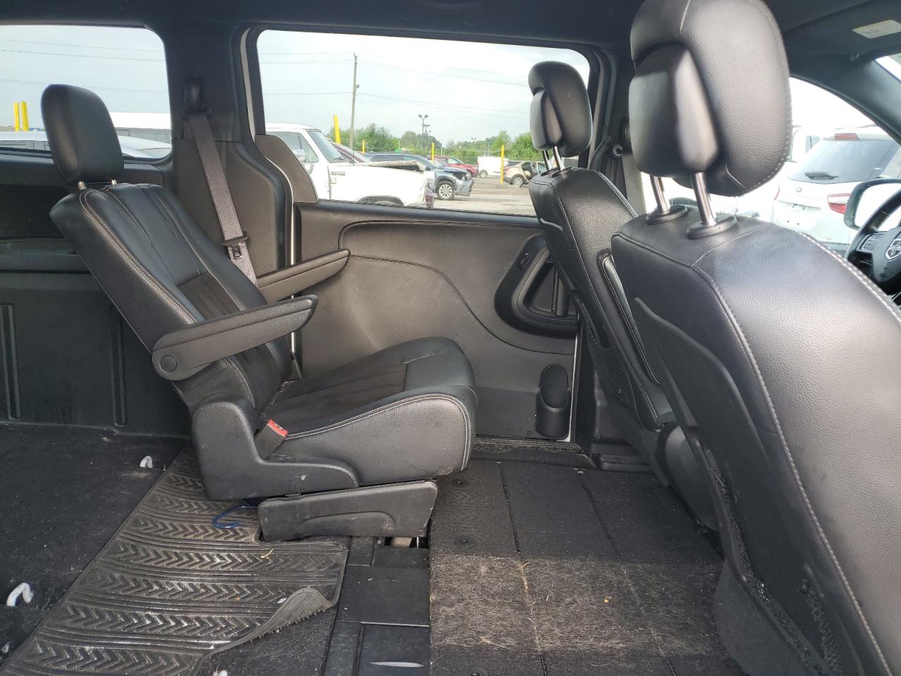 2015 Dodge Grand Caravan Sxt VIN: 2C4RDGCG8FR703860 Lot: 64920065