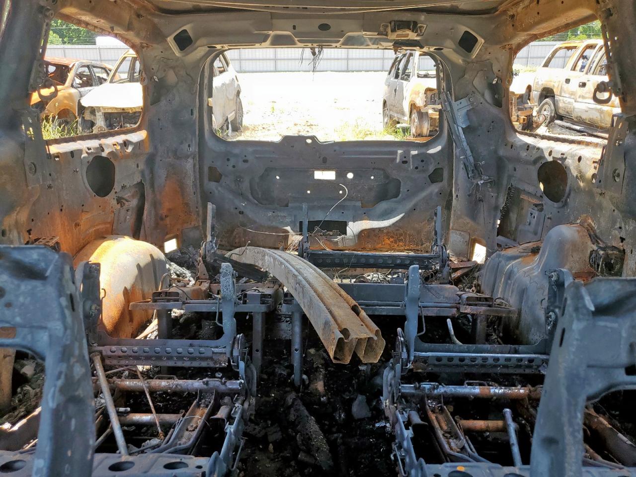 2010 Chrysler Town & Country Lx VIN: 2A4RR2D17AR329999 Lot: 65410325