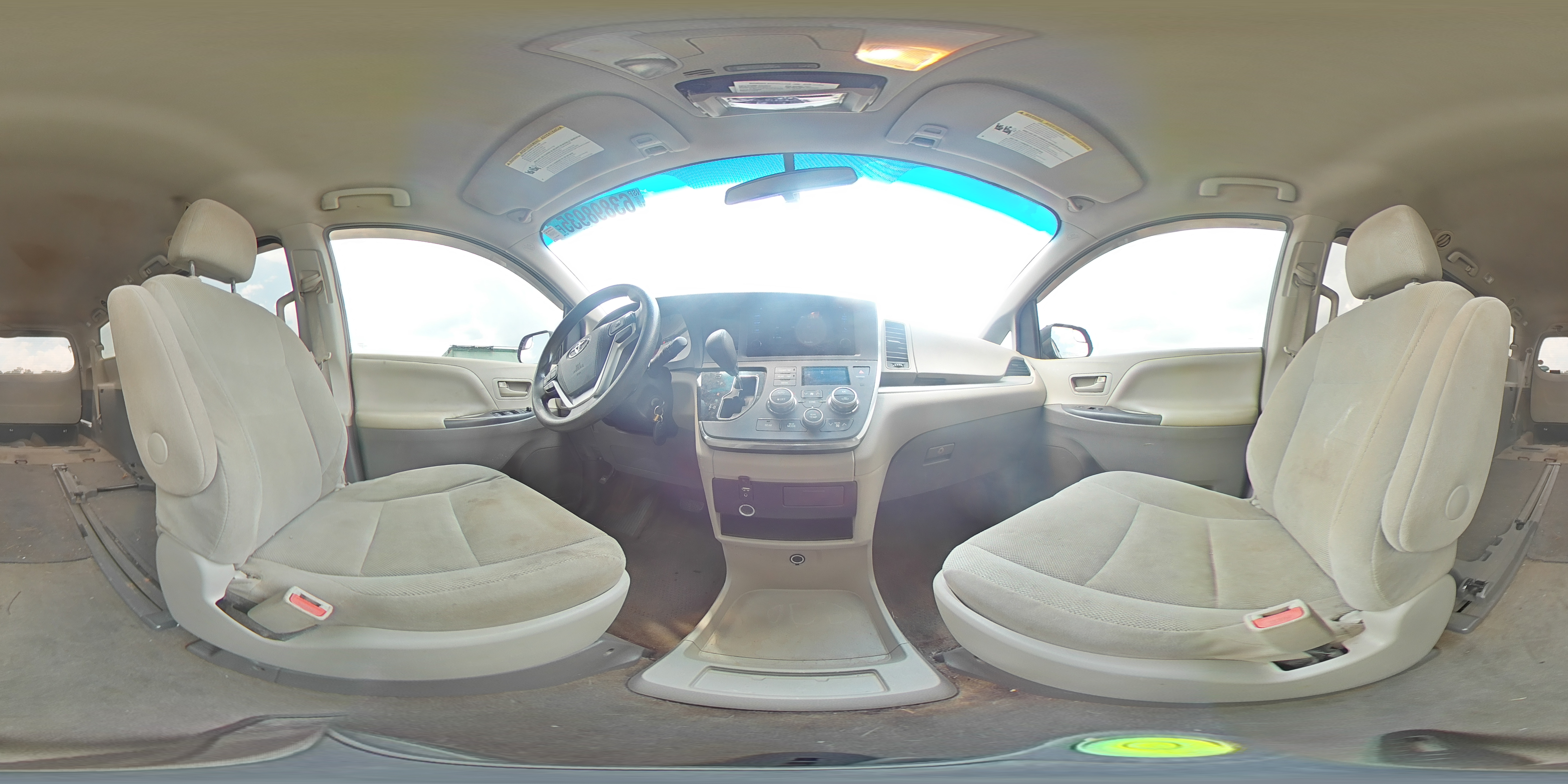 2015 Toyota Sienna VIN: 5TDZK3DCXFS687758 Lot: 63898935