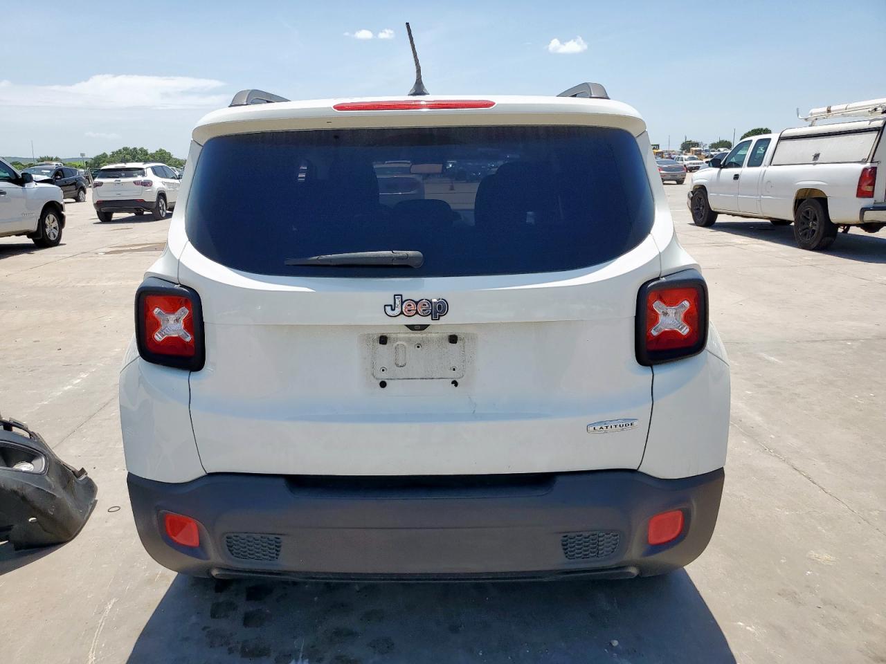 2015 Jeep Renegade Latitude VIN: ZACCJABT0FPB73300 Lot: 64636865