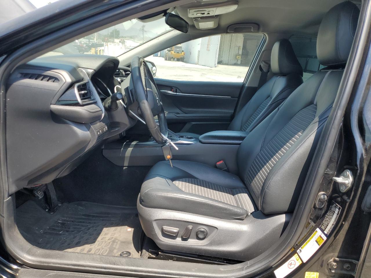 2019 Toyota Camry L VIN: 4T1B11HK5KU690434 Lot: 65616765