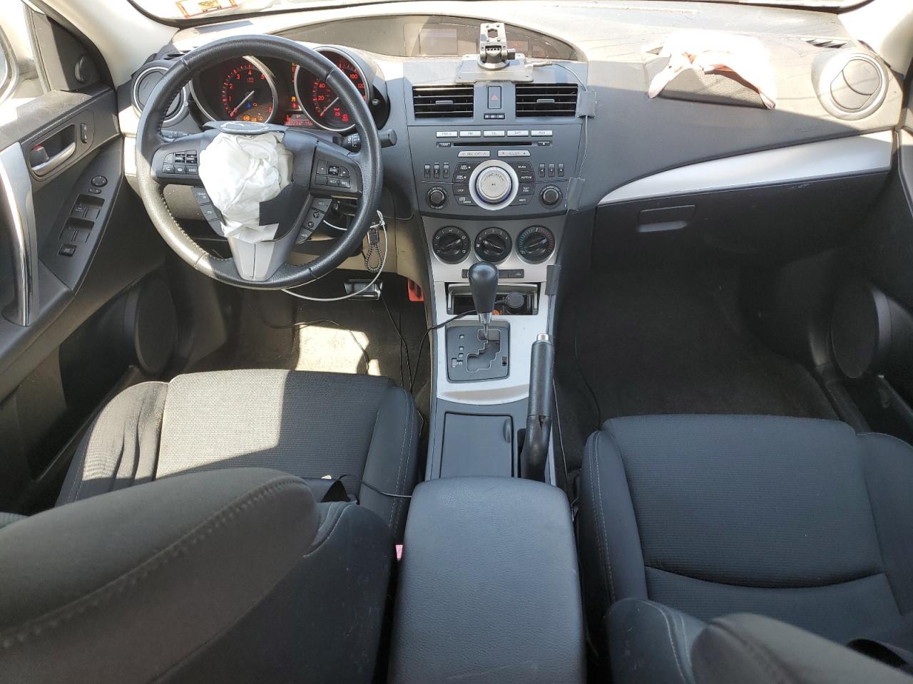 2021 Mazda 3 S VIN: JM1BL1U67B1360609 Lot: 64313405