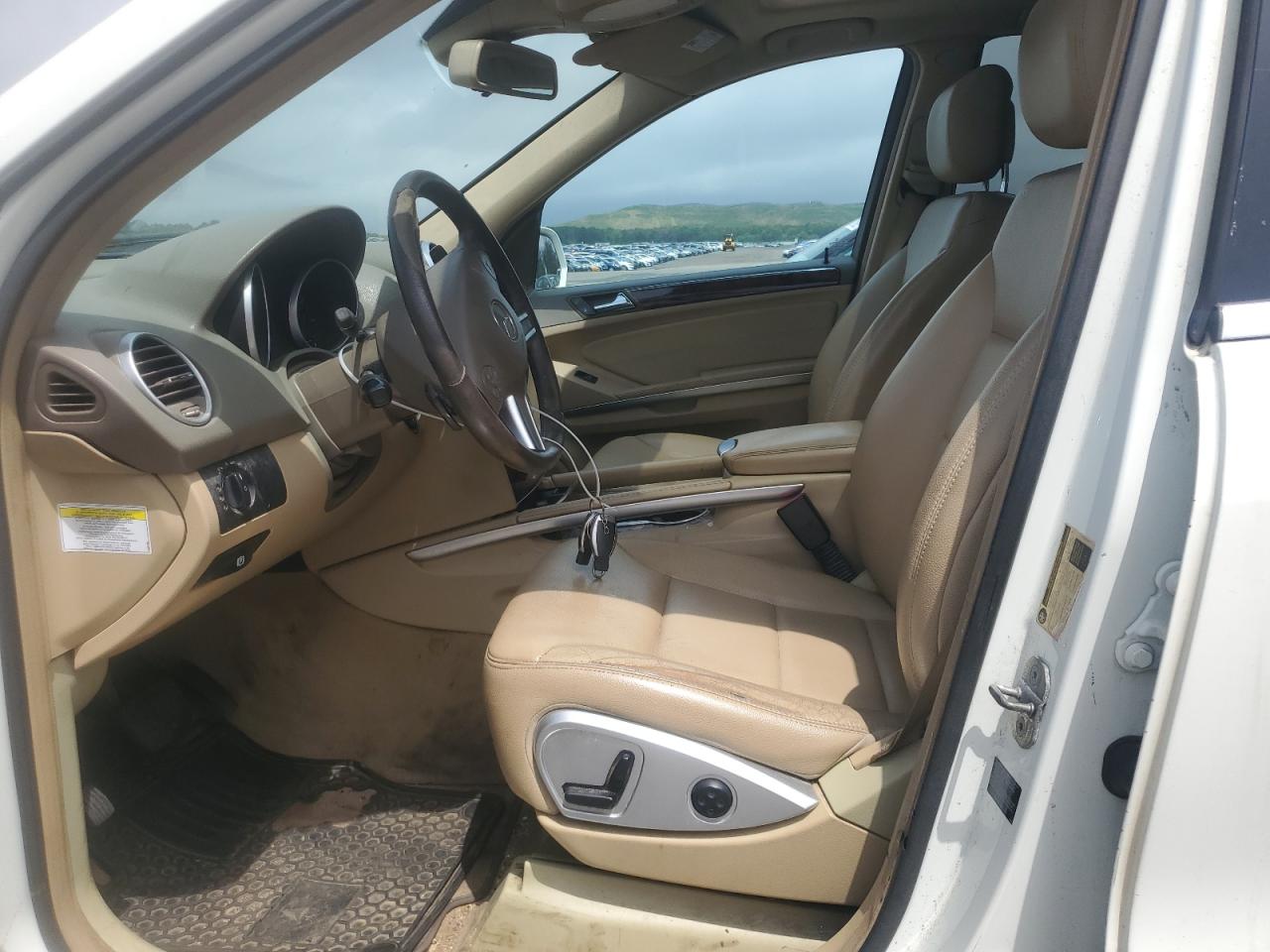 2010 Mercedes-Benz Ml 350 4Matic VIN: 4JGBB8GBXAA561497 Lot: 63446305