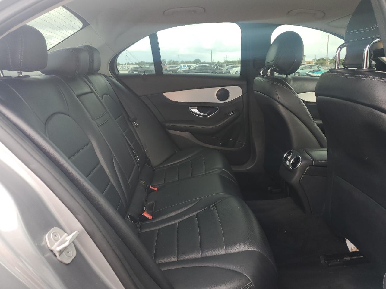 2016 Mercedes-Benz C 300 VIN: 55SWF4JB5GU120855 Lot: 66085735