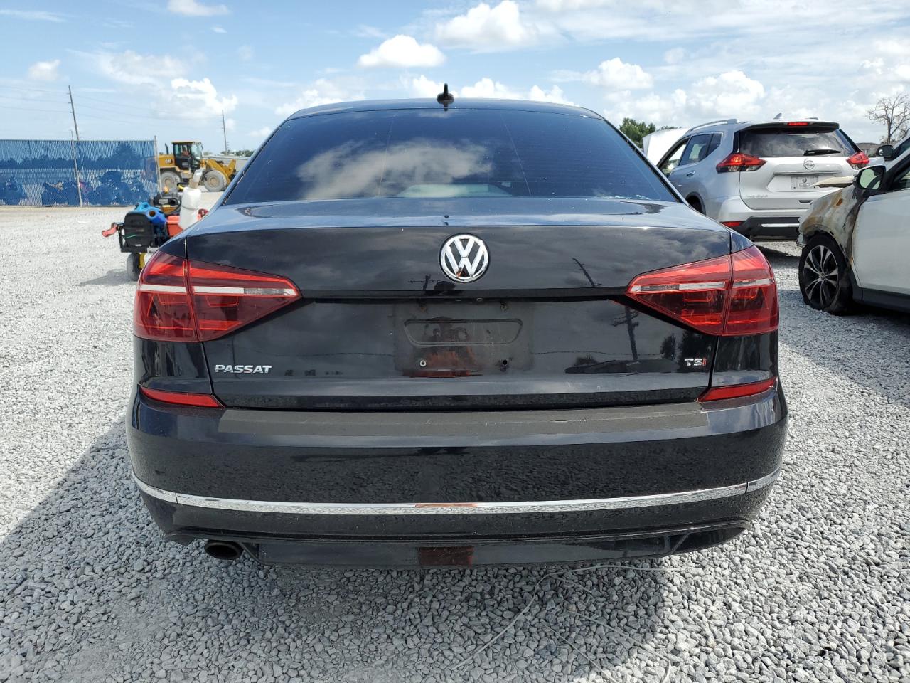 2018 Volkswagen Passat S VIN: 1VWAA7A33JC026088 Lot: 65312455