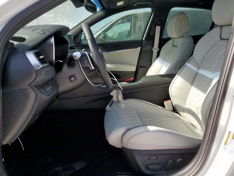  GENESIS G70 2025 Белы