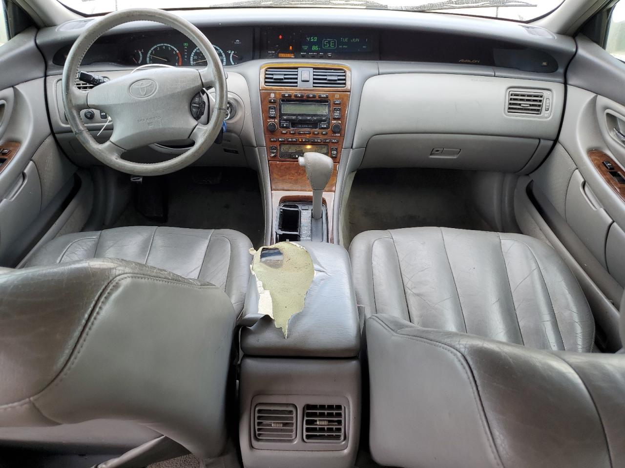 2000 Toyota Avalon Xl VIN: 4T1BF28B2YU003975 Lot: 64704365